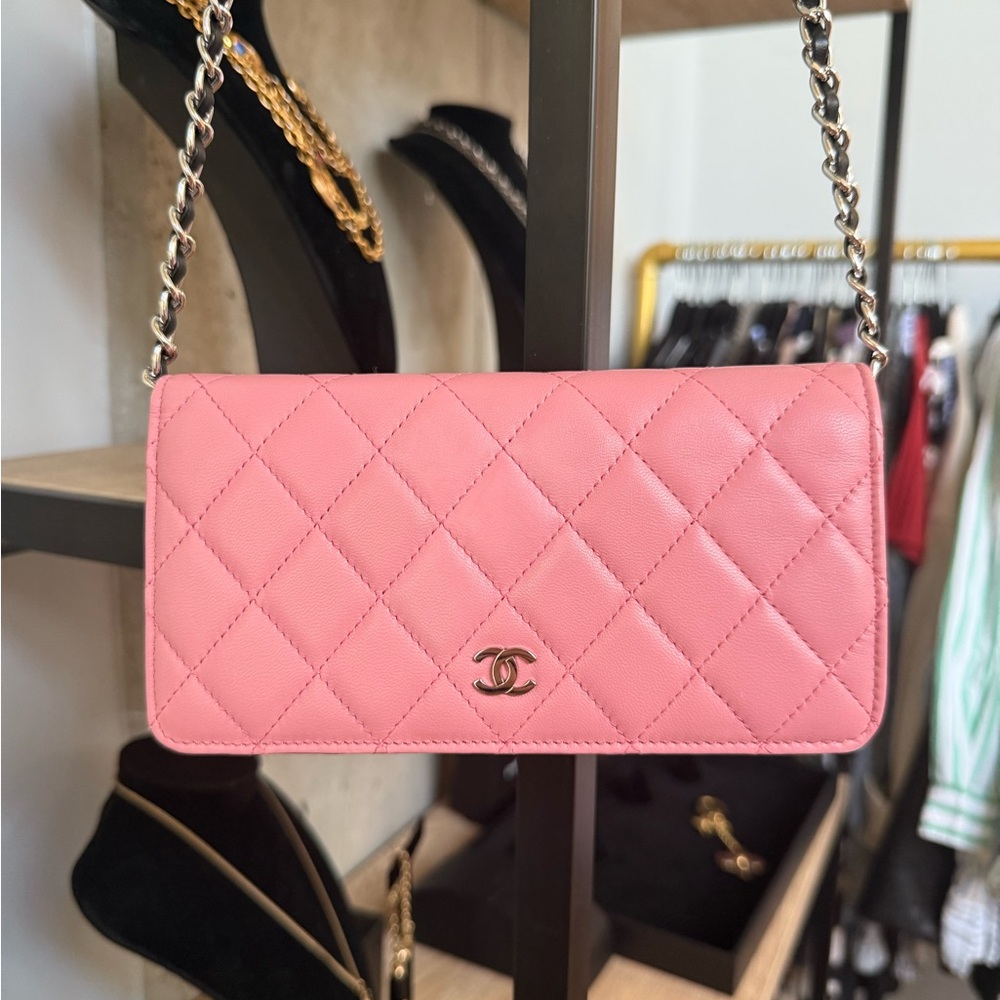 Chanel Vintage Pink Quilted Wallet